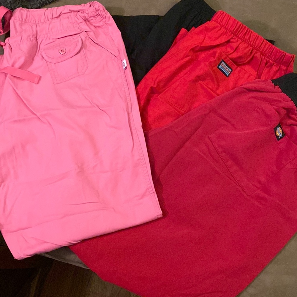 Bundled together size Xl dickies, SB, Cherokee and sketchers scrub pants